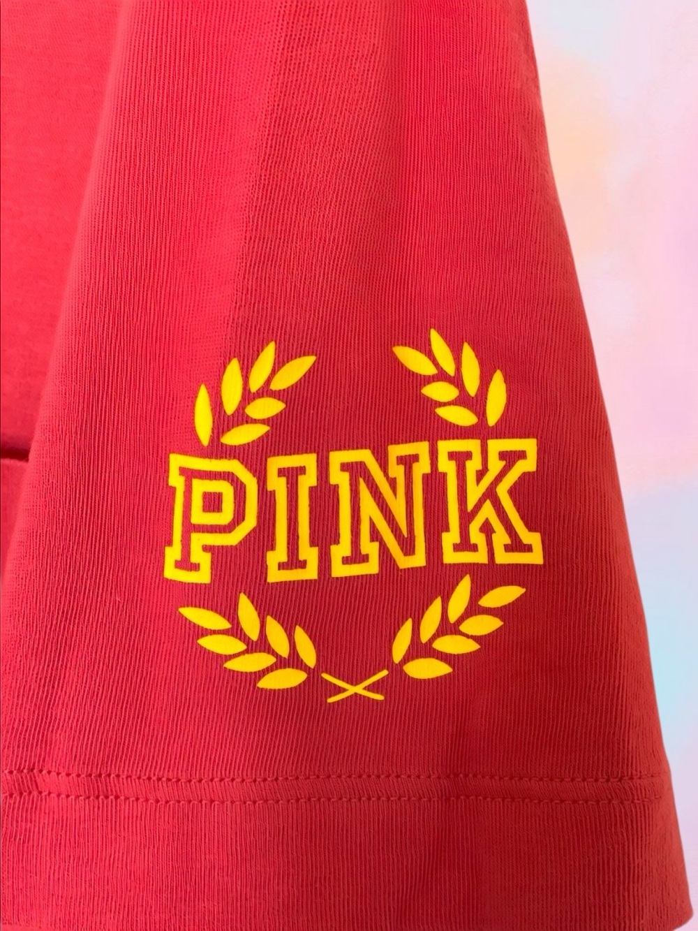 VS PINK University of Minnesota Collegiate Collection Tee – Size Small - Picture 2 of 3